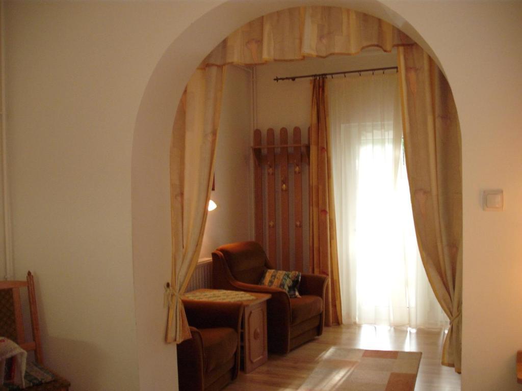 Apart Hevizi Haz Room photo