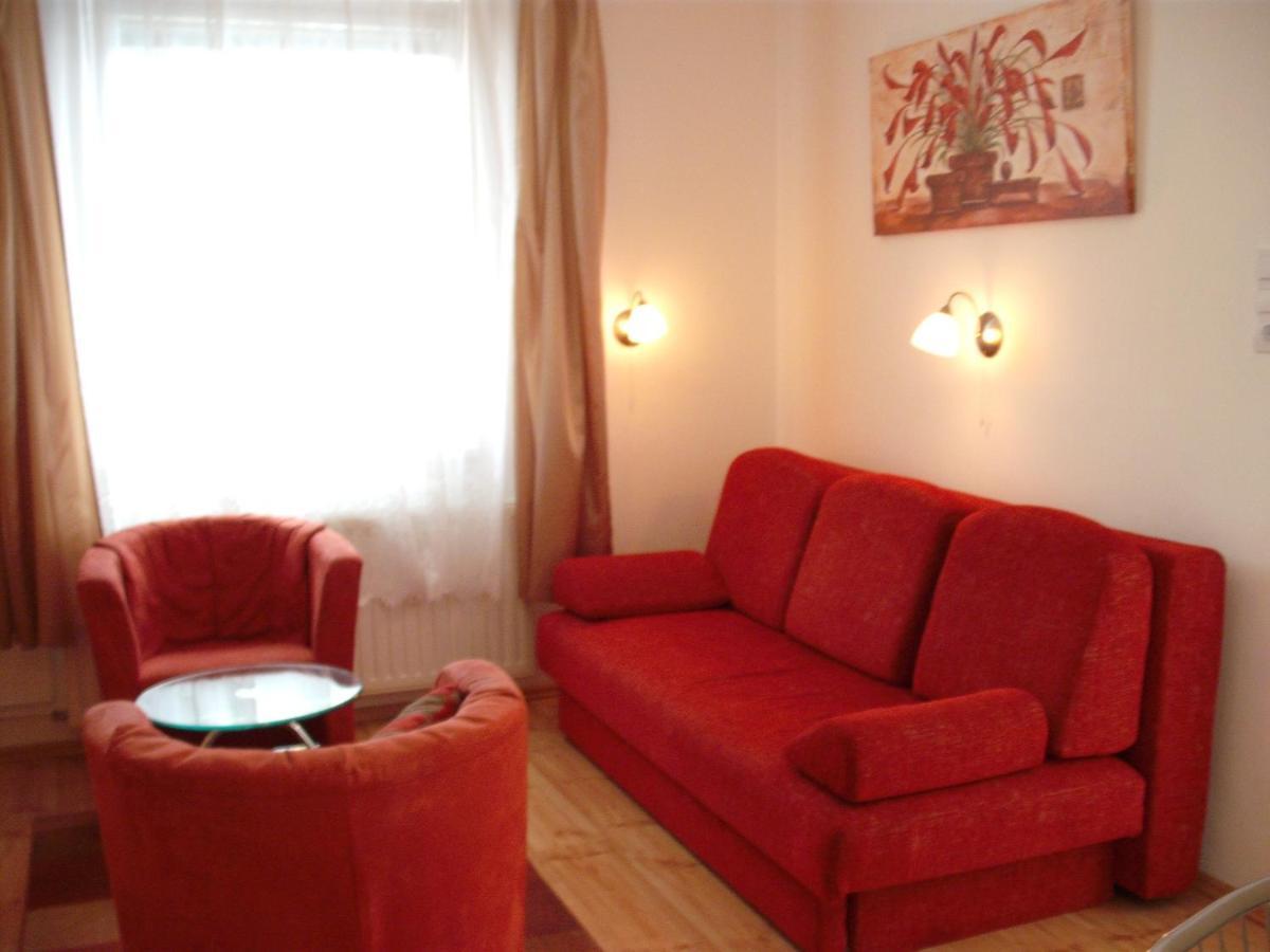 Apart Hevizi Haz Room photo
